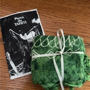 Tropical Green Pareo Sarong